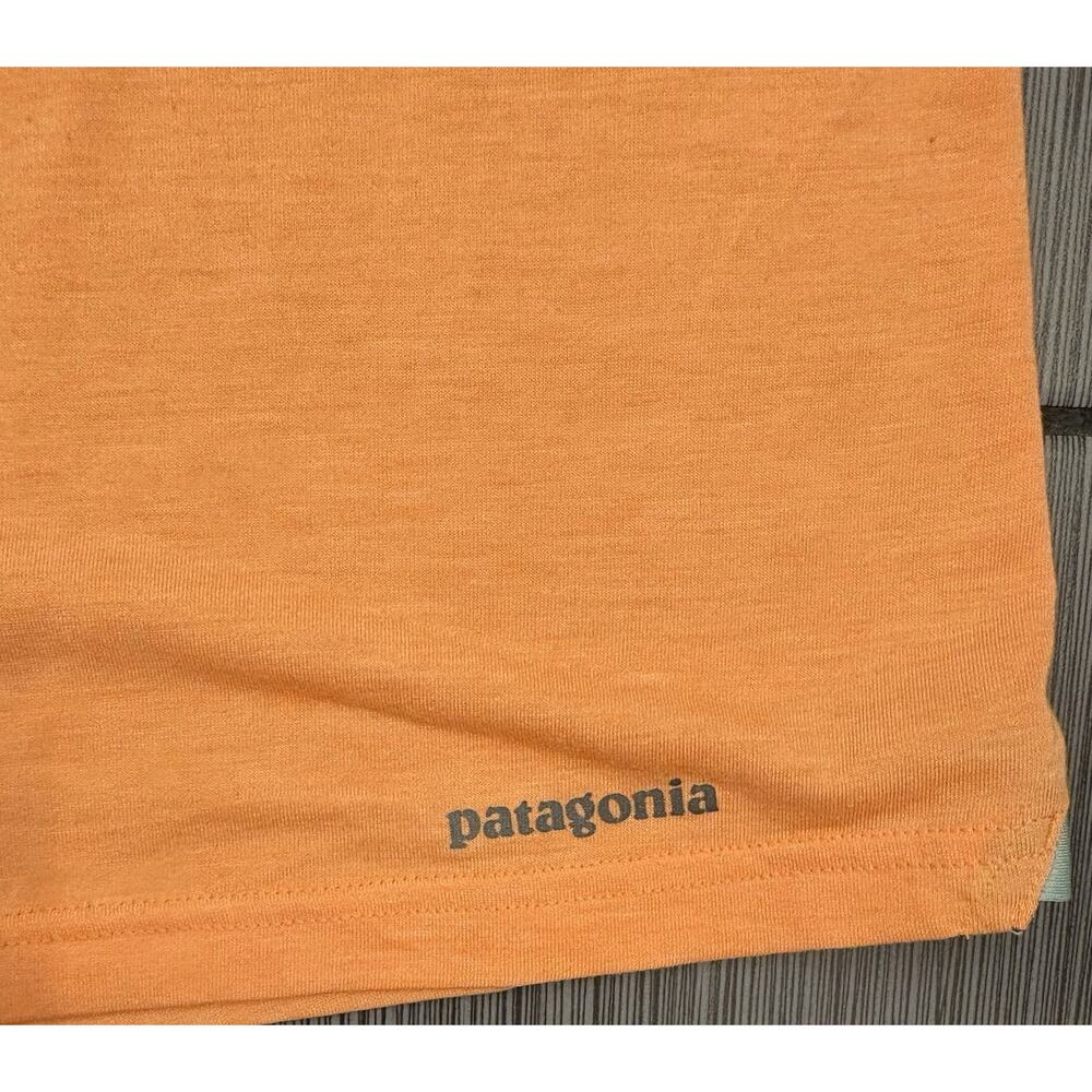 Patagonia Nine Trails Women’s Orange Short Sleeve V-Neck T-shirt Size Medium - Picture 2 of 4